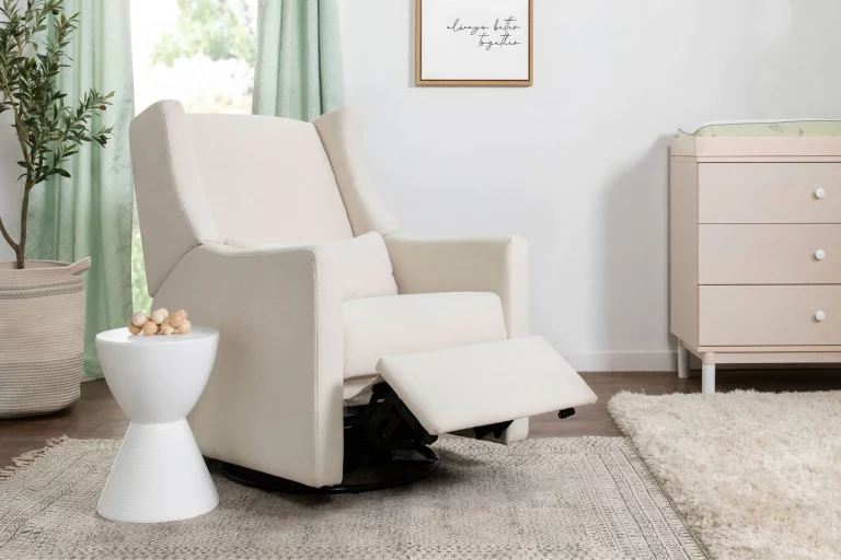 Nursing Chairs: Comfort and Functionality for New Mothers