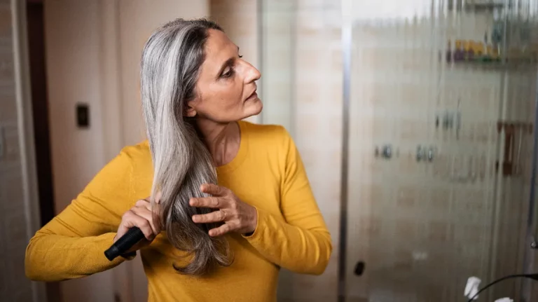 Boost Your Confidence: The Magic of Spray-On Solutions for Thinning Hair