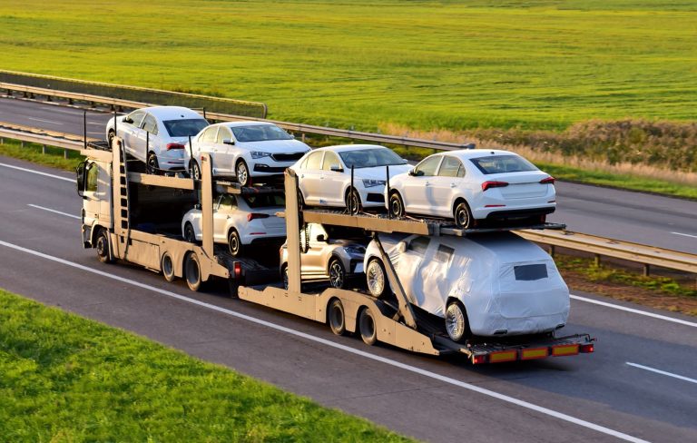 A1 Auto Transport: Navigating the Road to Reliable Vehicle Shipping