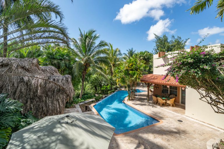 Your Gateway to Paradise: Explore Belize Property for Sale